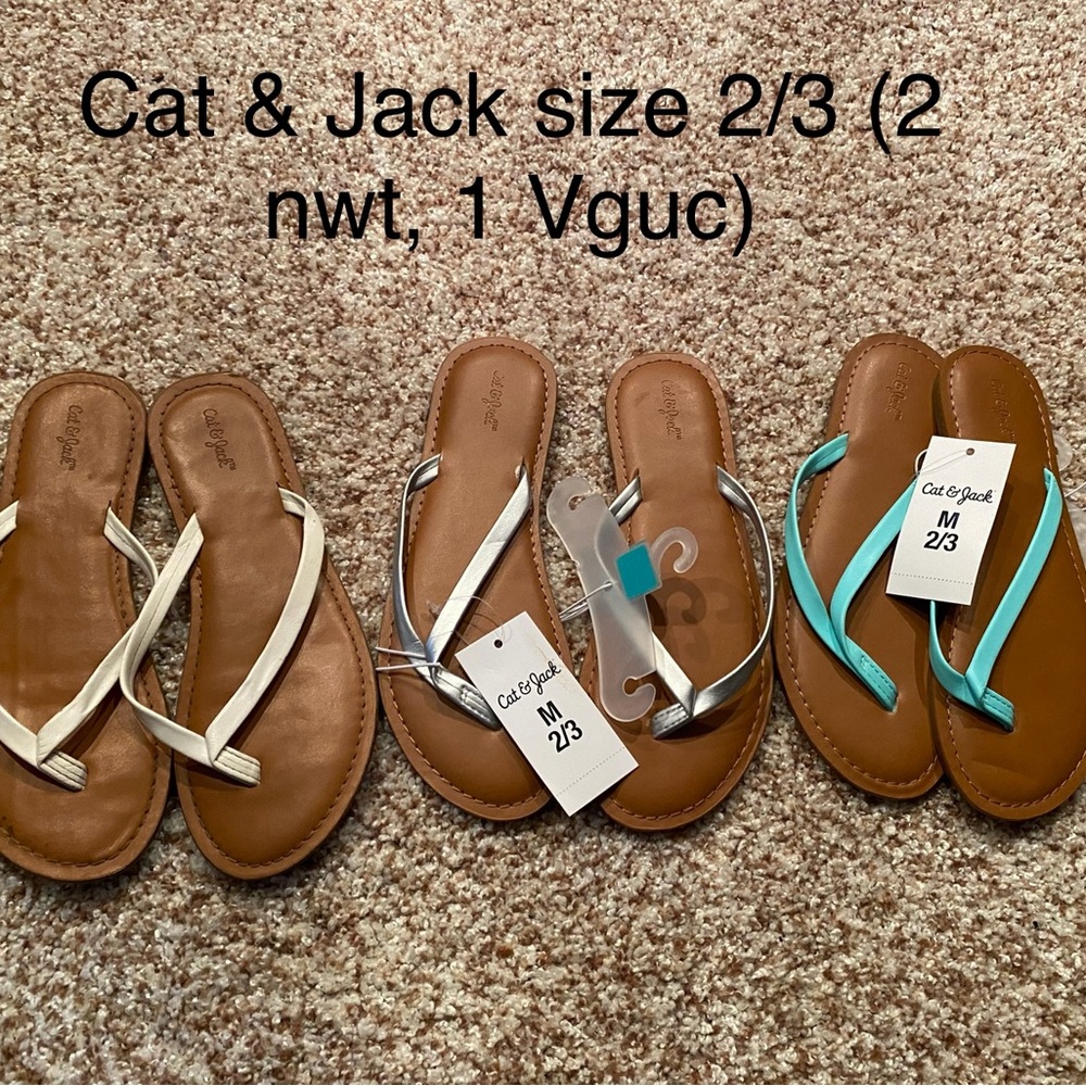 Cat & Jack Sandals Set